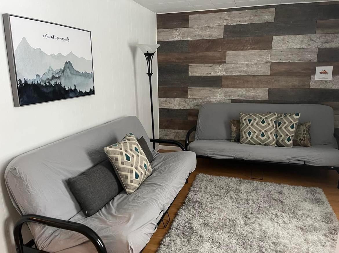 La Cabane Chez Jimmy Petit-Saguenay ภายนอก รูปภาพ